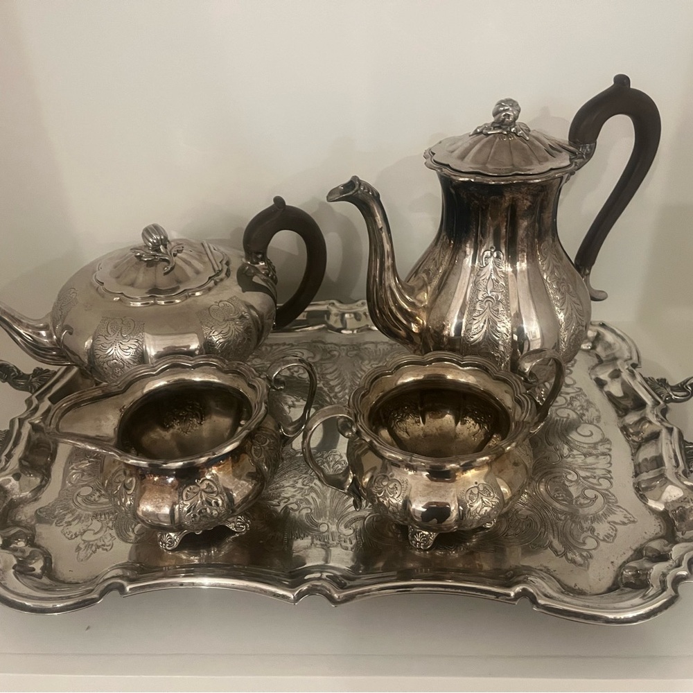 Vintage Vistorian tea set